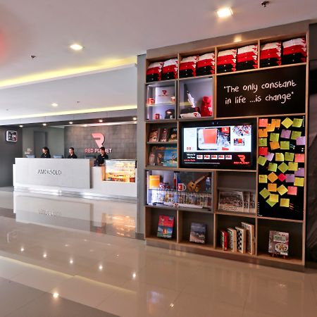 Red Planet Makati Amorsolo Makati City Ngoại thất bức ảnh