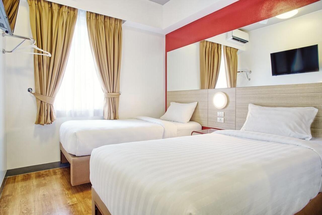 Red Planet Makati Amorsolo Makati City Ngoại thất bức ảnh