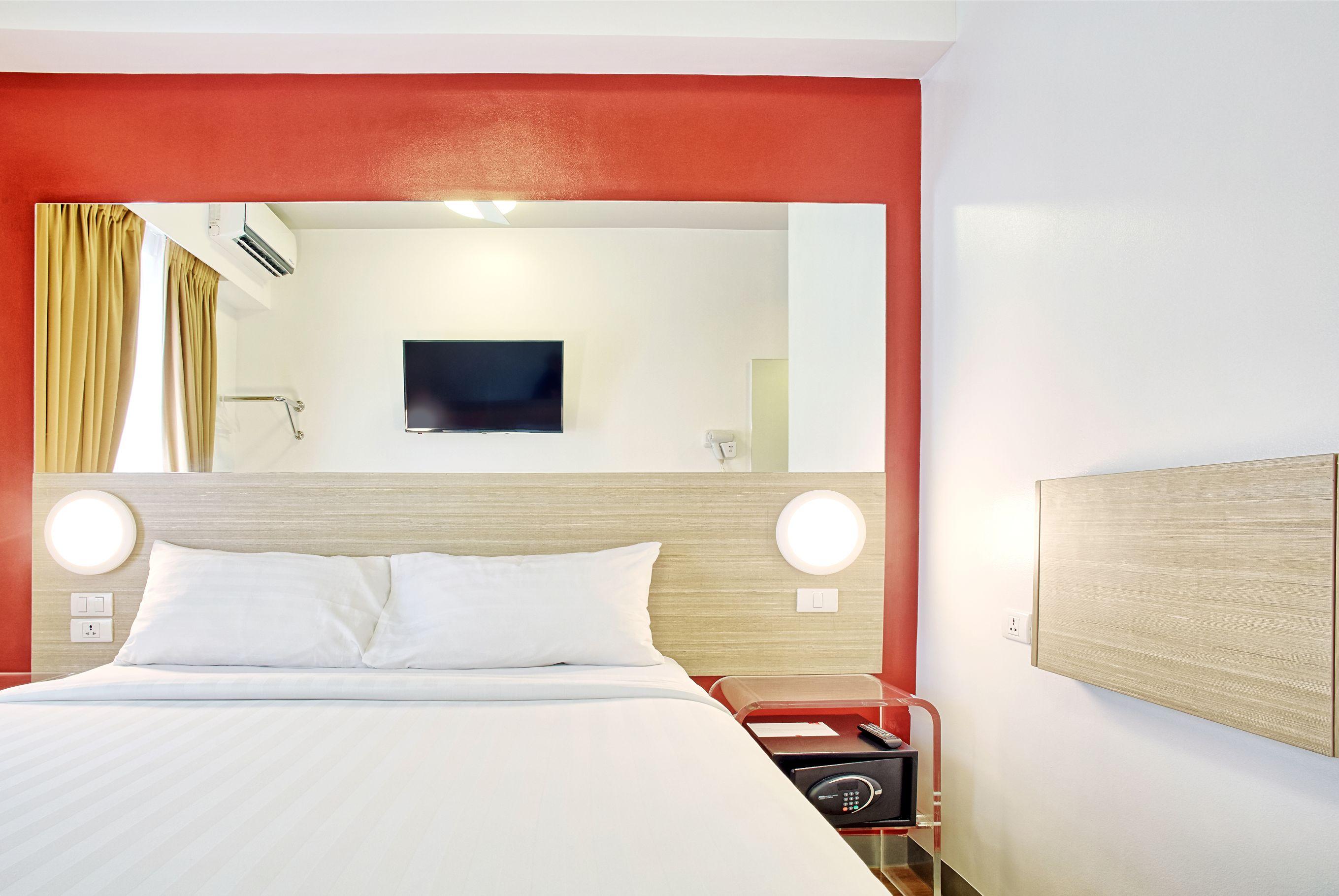 Red Planet Makati Amorsolo Makati City Ngoại thất bức ảnh
