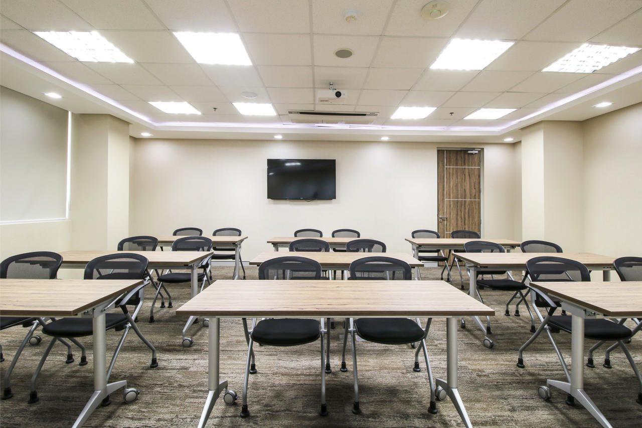 Red Planet Makati Amorsolo Makati City Ngoại thất bức ảnh