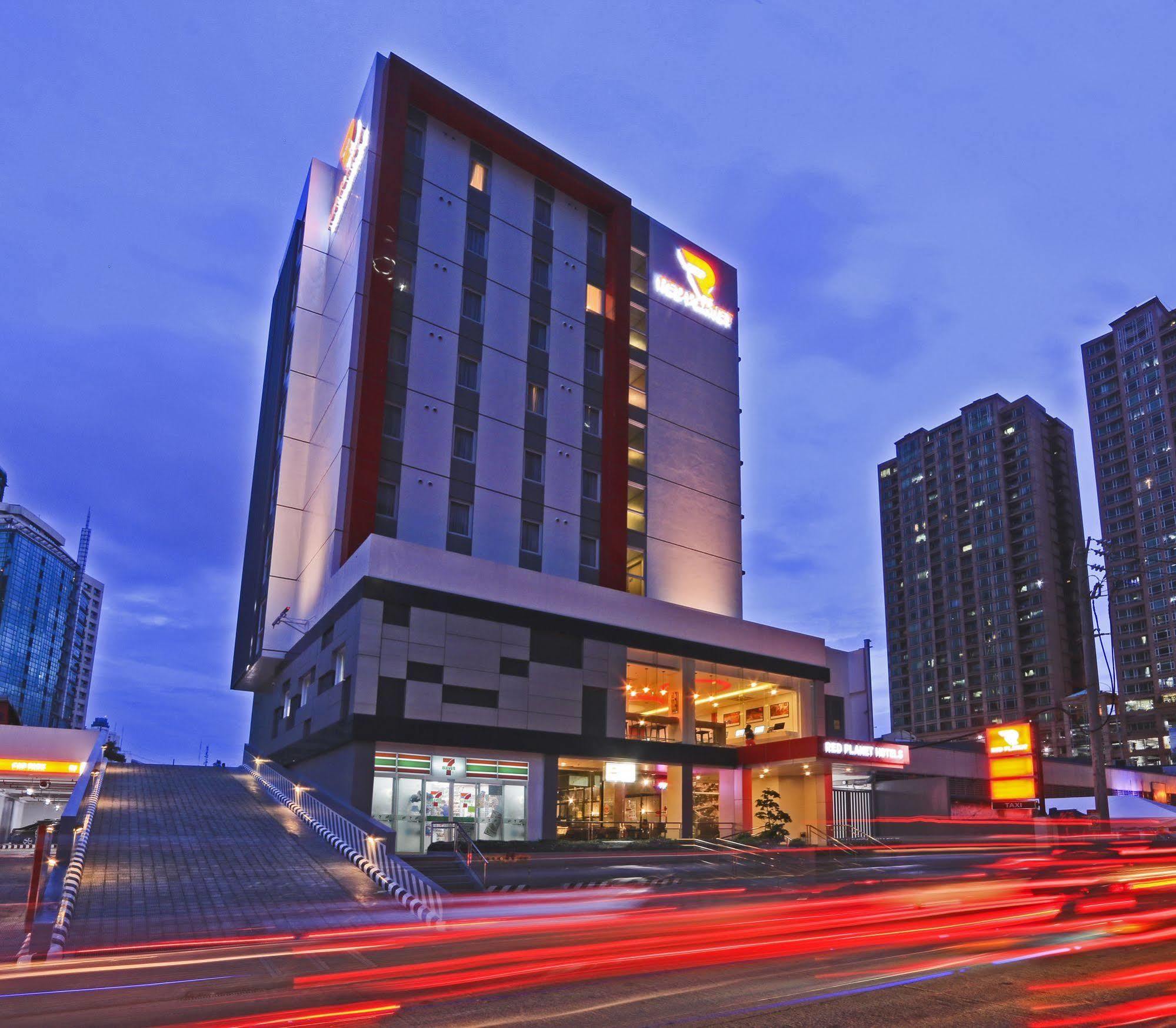 Red Planet Makati Amorsolo Makati City Ngoại thất bức ảnh
